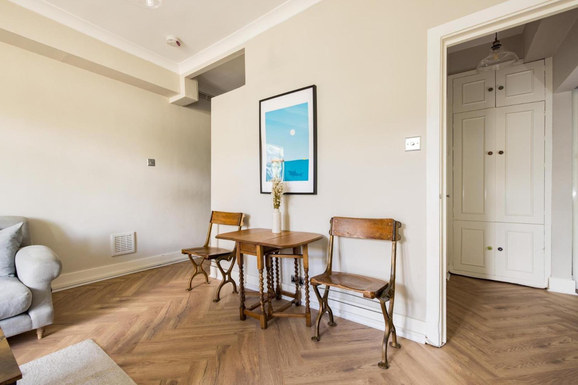 Olympia's Torch 1 Bedroom In Kensington